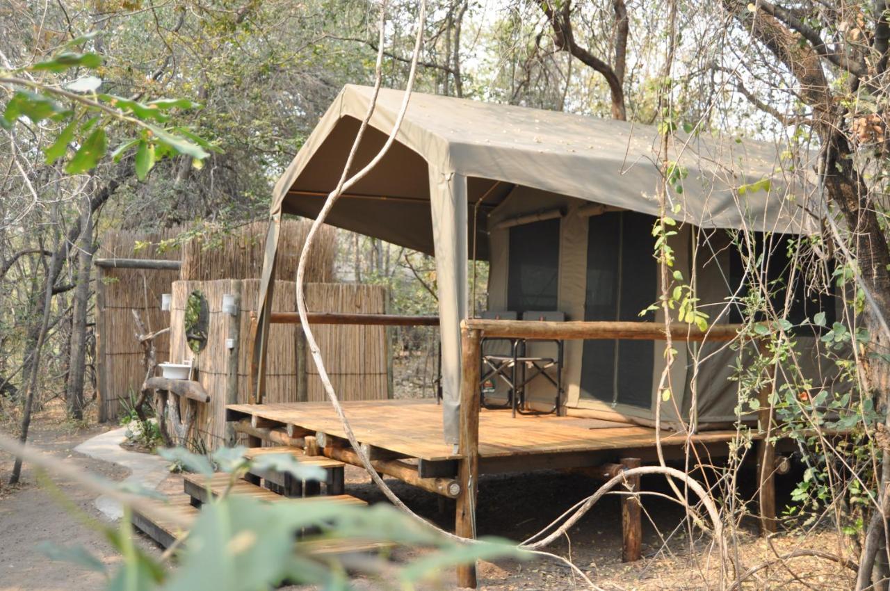 Askiesbos - Samochima Bush Camp Shakawe المظهر الخارجي الصورة