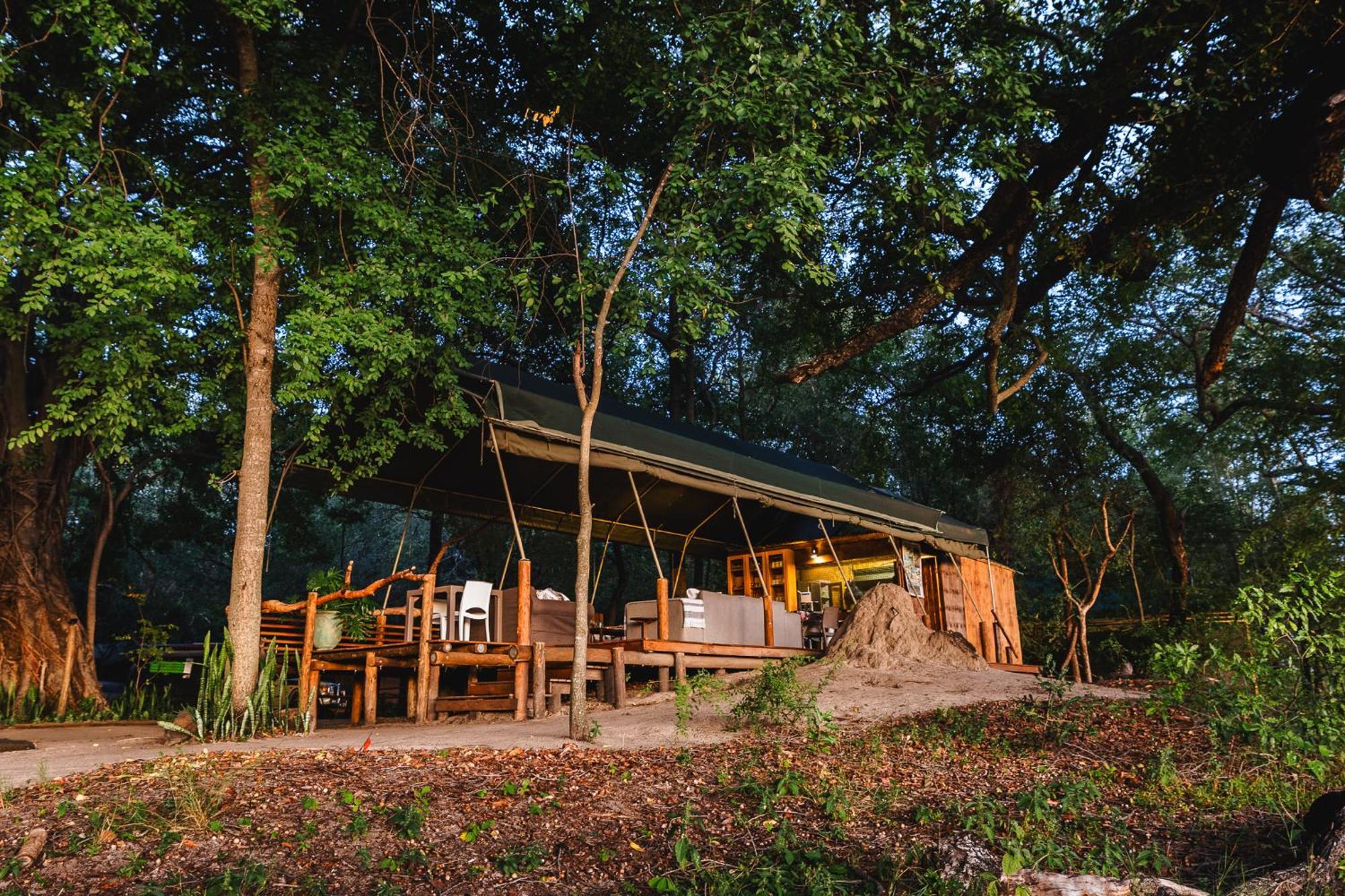 Askiesbos - Samochima Bush Camp Shakawe المظهر الخارجي الصورة